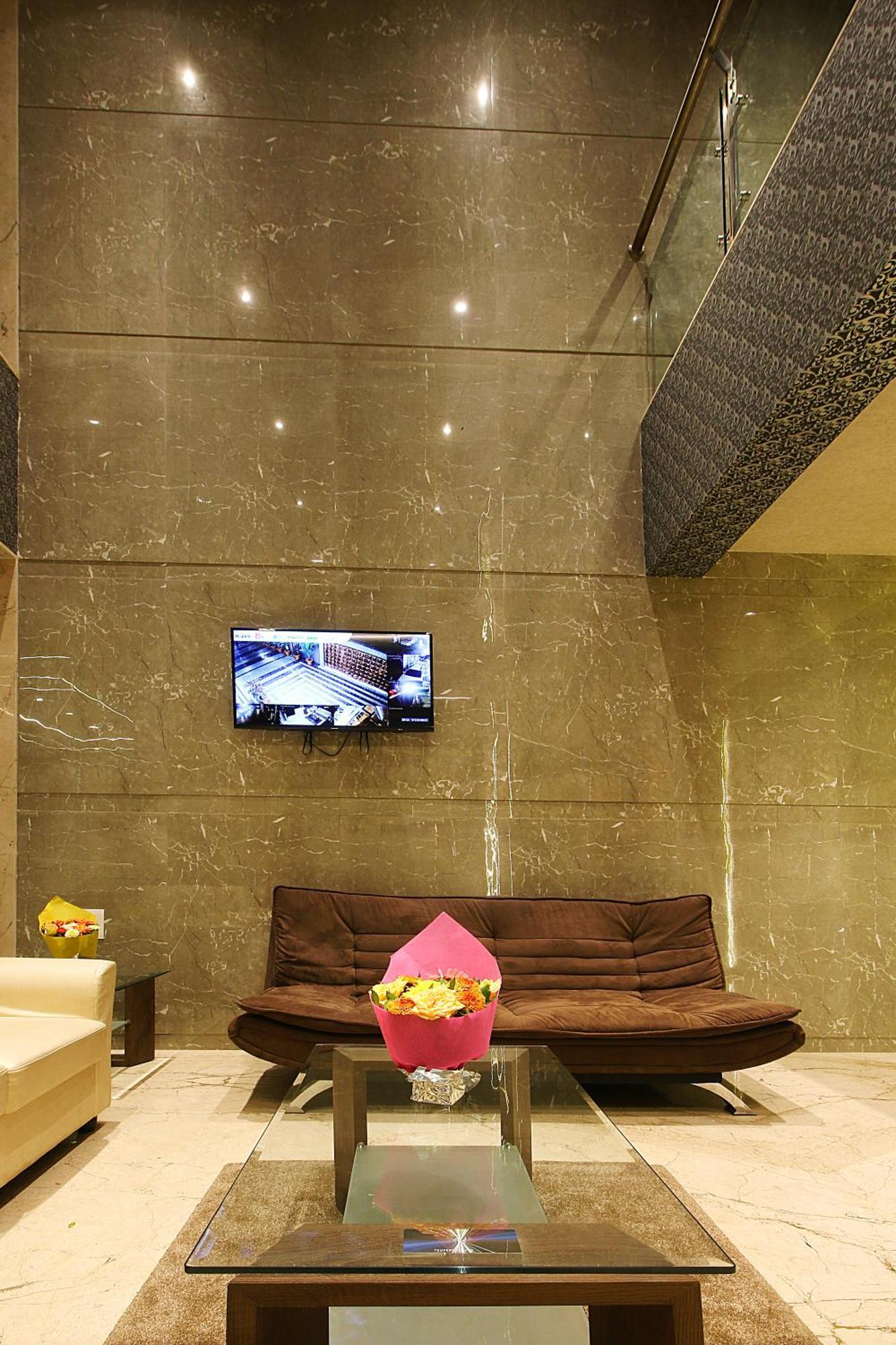Mumbai House Luxury Apartments Santacruz East, مومباي المظهر الخارجي الصورة