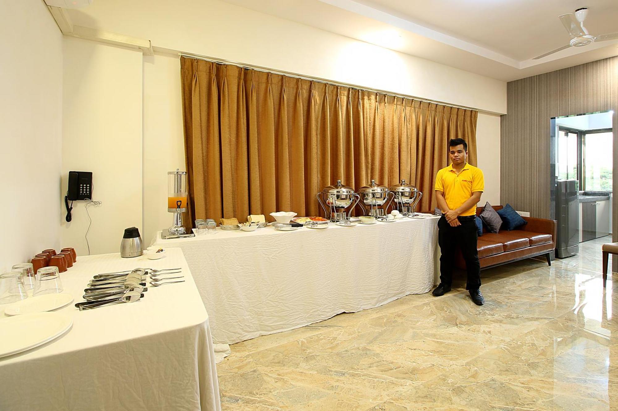 Mumbai House Luxury Apartments Santacruz East, مومباي المظهر الخارجي الصورة