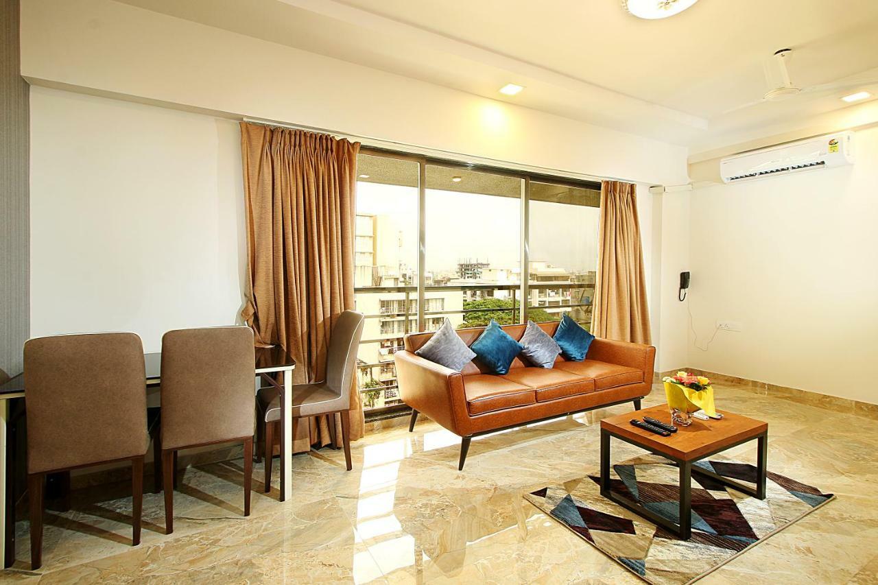 Mumbai House Luxury Apartments Santacruz East, مومباي المظهر الخارجي الصورة