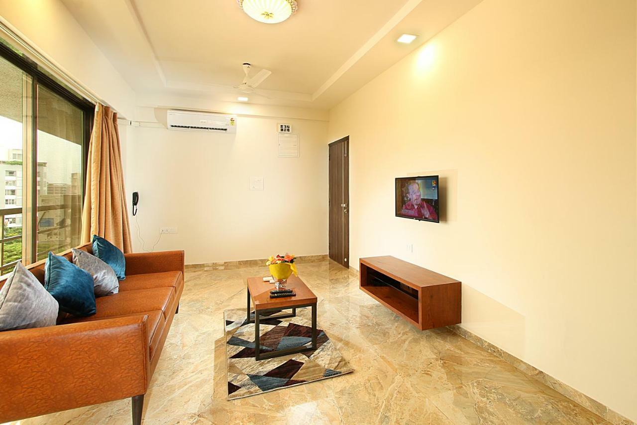 Mumbai House Luxury Apartments Santacruz East, مومباي المظهر الخارجي الصورة